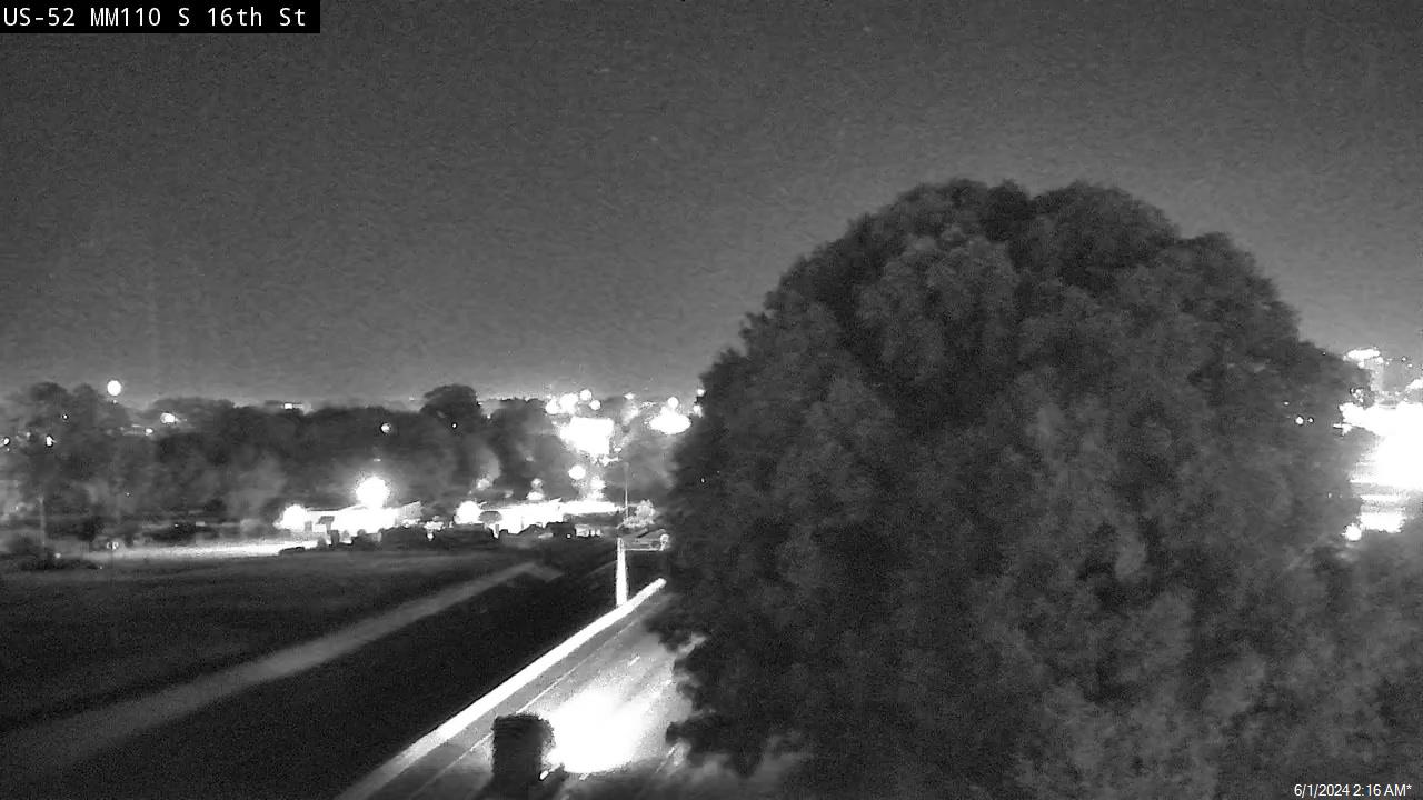 Traffic Cam US-52 at 16th St - Mile Marker 110