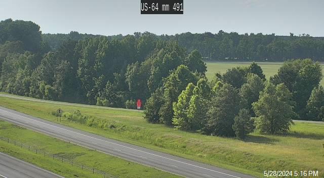 Traffic Cam US 64 @ Chinquapin Rd - Mile Marker 491